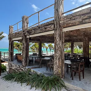 Hotel Amana , Front, Tulum